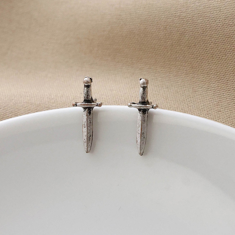 Gothic style long sword retro earrings wholesale autumn and winter new style earrings wholesale