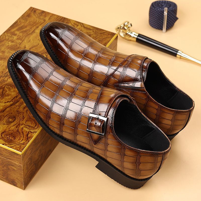 ShoeVault Formal Derby European And American 2025 New Business Casual Leather Men's British Pointed Toe Slip-On Gentleman Large_voghion.com