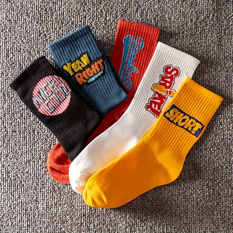 Trendy Socks for Men in Autumn and Winter, New Fashionable Couple Socks for Men, Interesting Cartoon Sweat-Absorbent Breathable Mid-Calf Cotton Socks