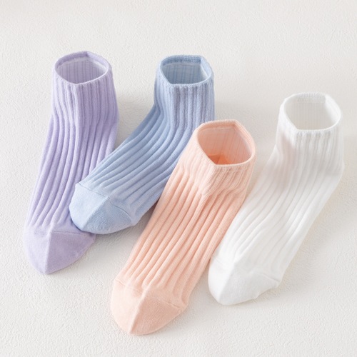 Antibacterial, odor-resistant, sweat-absorbent women's breathable shock-absorbing comfortable sports socks, basketball socks for women, crew socks