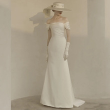 輕婚紗新娘2024新款白色緞面簡約大氣優雅小拖尾法式復古外貿禮服