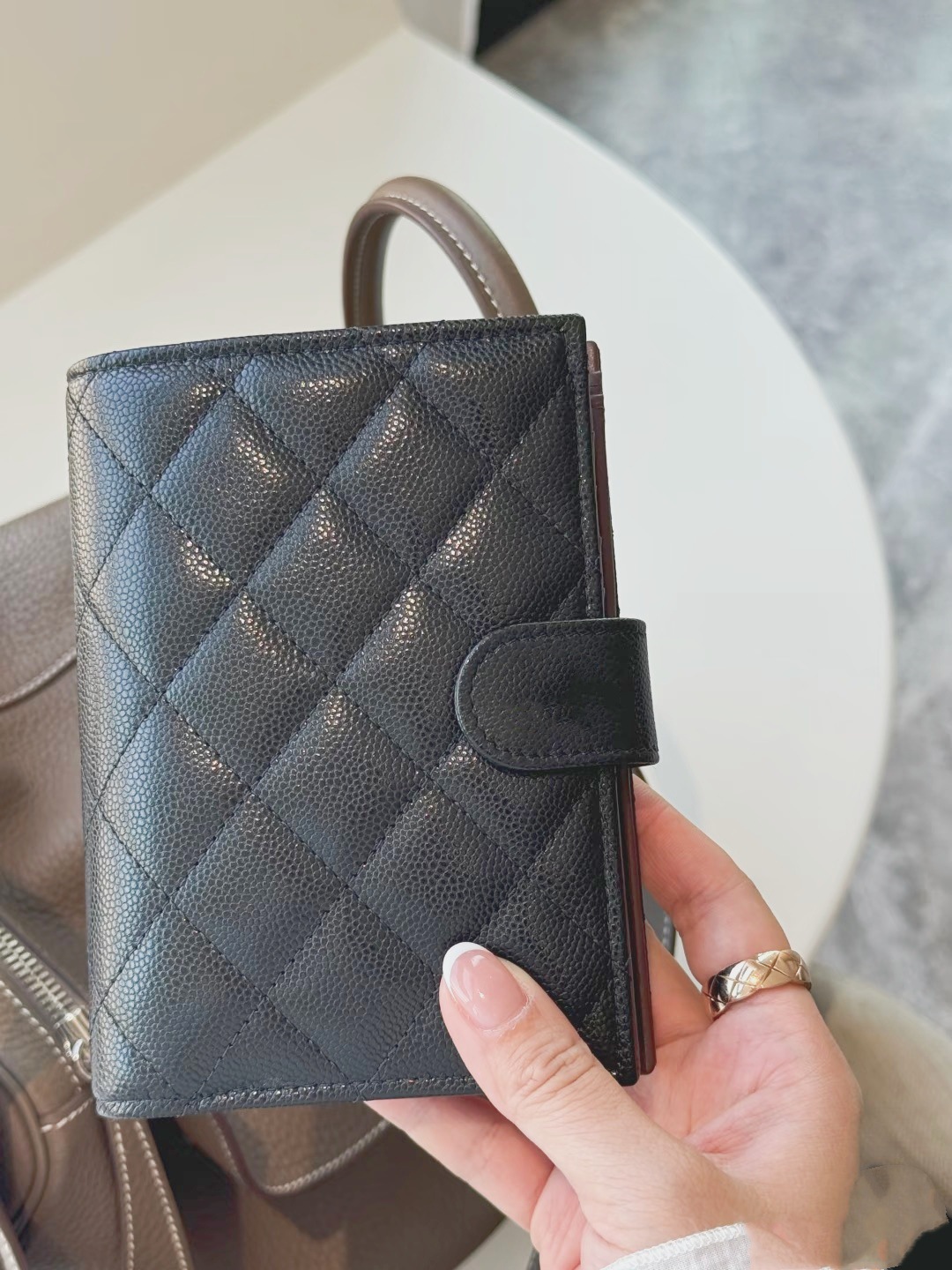 Xiang Nainai pasaport cüzdanı pasaport kılıfı birinci katman sığır derisi koyun derisi haviar elmas desen belge çantası orta cüzdan cüzdan