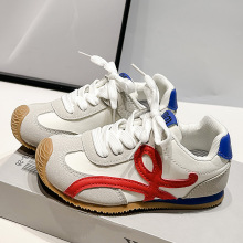 阿甘鞋女童休闲鞋防滑软底春季新款运动鞋百搭时尚中大童系带2025