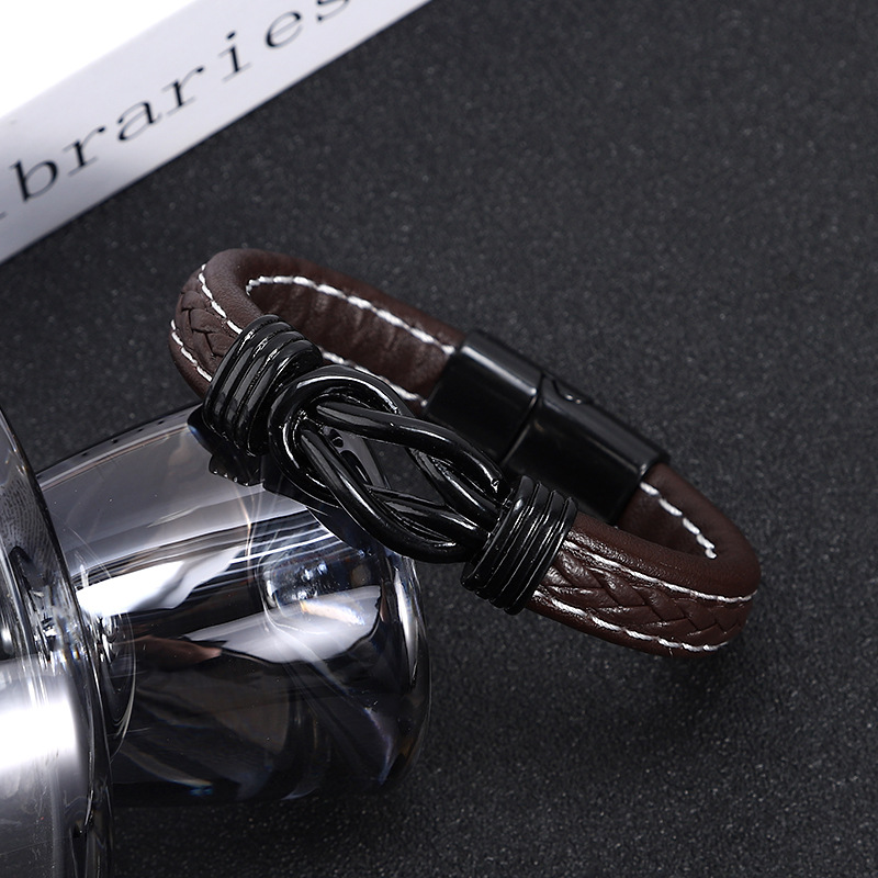 Holiday, Daily Occasion Vintage Style Classic Style Solid Color Pu Leather Alloy Men's Wristband Men Cord & Leather Bracelets