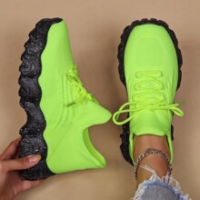 R 71331 Breathable Knit Slip On Sneakers ͸����֯����Ь