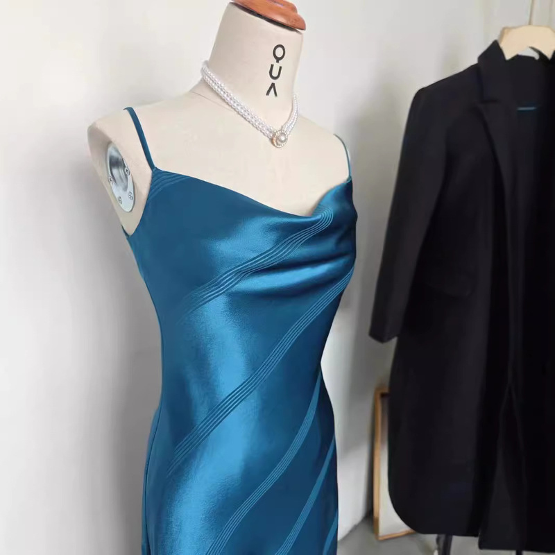 Imported Triacetate Satin dress Extra-beautiful Lined 45-degree Oblique Swing Collar Oblique Striped Pattern Sling Long Skirt