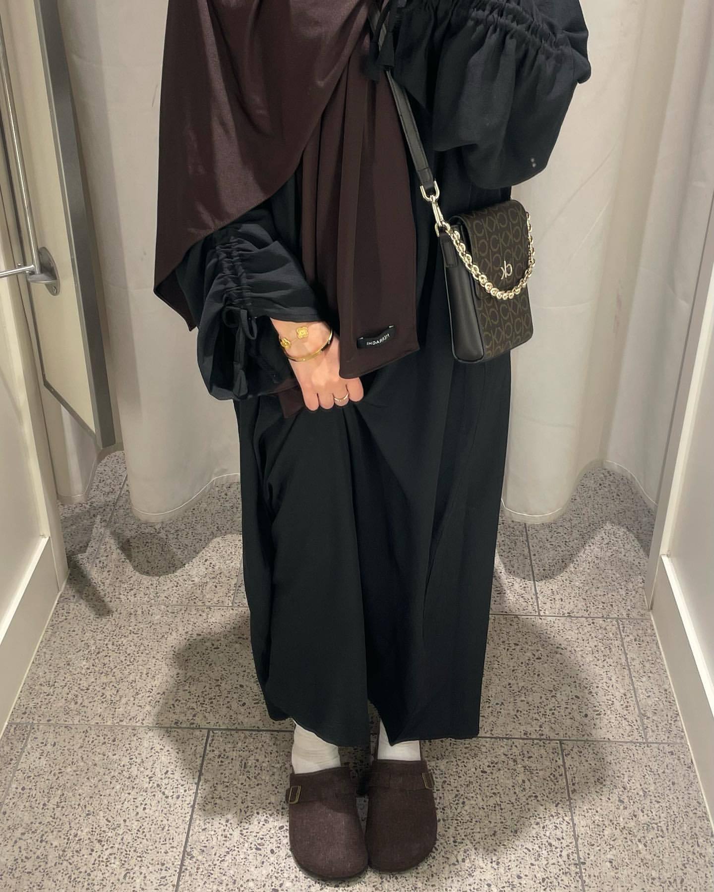 Crepe Lace-Up Cuff Abaya (MA087)