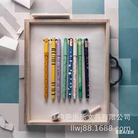 跨境可擦凝胶水笔彩色笔芯中性笔卡通动物图案蜜蜂兔子可擦笔