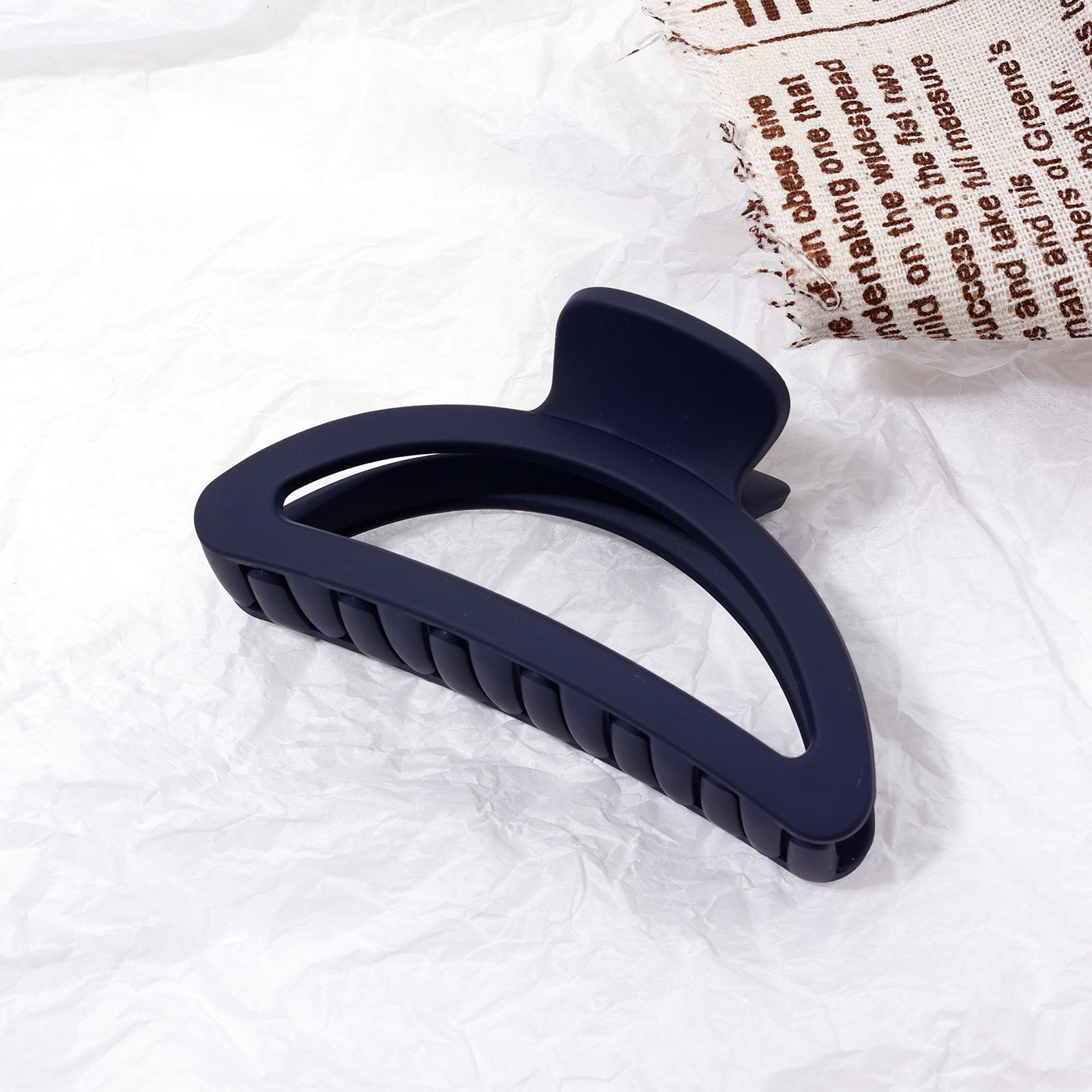 En FORMA DE D gran tiburón pelo agarre hecho a mano esmerilado pelo clip de nuevo cabeza de las mujeres updo pelo clip accesorios para el cabello al por mayor