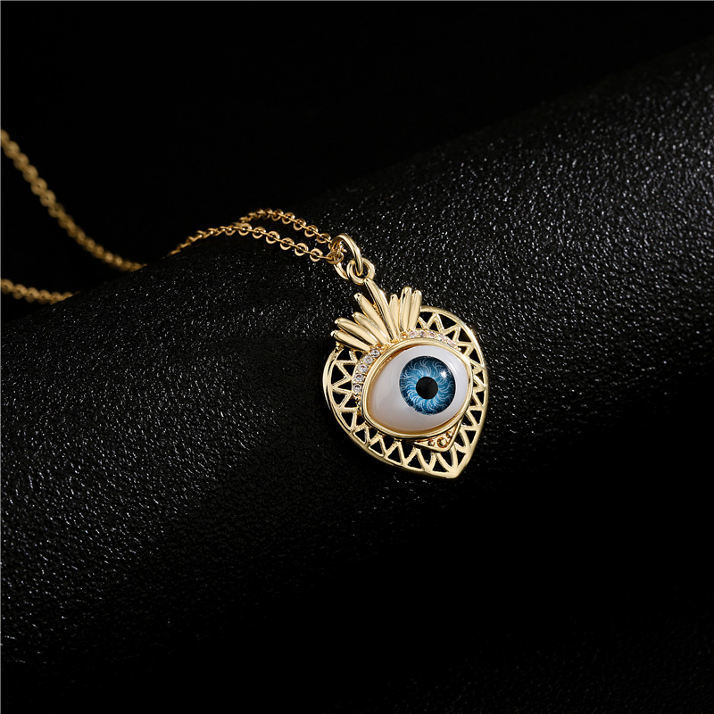 Aogu Cross-Border Supply Hot Sale in Europe and America Fruit Shape Blue Eyes Pendant Necklace Real 