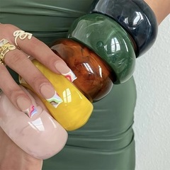 クロスボーダーの新型の不規則な広辺のアクリルのブレスレットの女性の幾何学のins風の小さい大衆は学生の閨蜜の手を設計します。