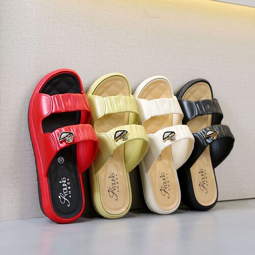 Women's new summer slippers, outdoor versatile mid-heeled beach shoes, fashionable non-slip soft soles, wear-resistant and thickened women's sandals