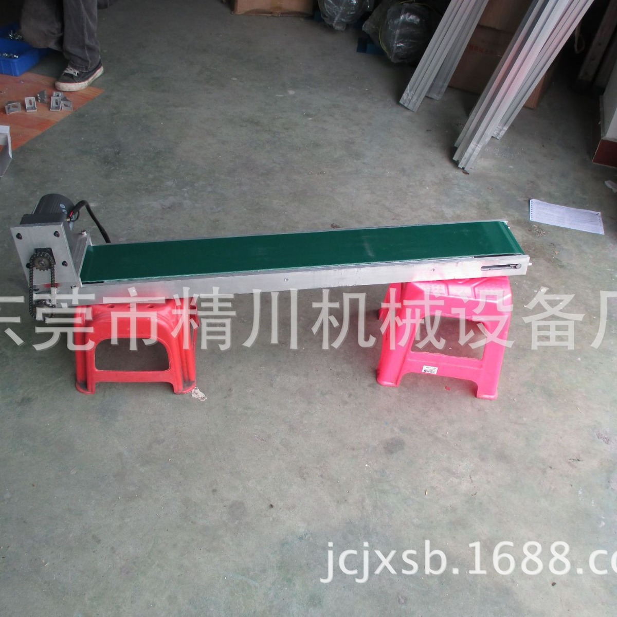 С�ʹ��ͻ� ΢������  С����ˮ��