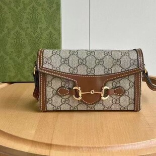 �羳G��Horebit����Ů��1955��Ƥ�֙C���M������С�����μ�б���