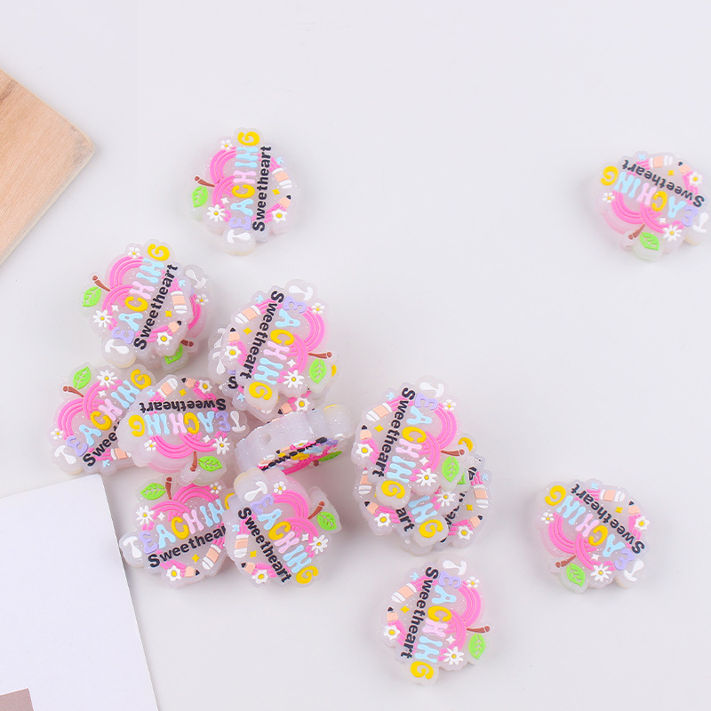 Productos para bebés Día del Maestro de dibujos animados silicona pequeña creatividad DIY baby molar tetina cadena de accesorios de cadena