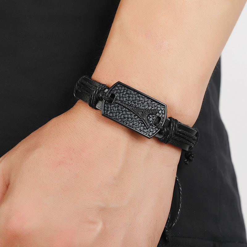 Simple pull adjustment black leather bracelet wholesale