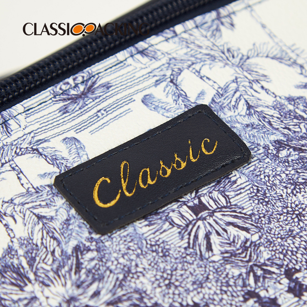 Bolsa de cosméticos portátil de gran capacidad 2023 Otoño e Invierno nueva belleza y productos para el cuidado de la piel bolsa de almacenamiento bolsa de lavado de diseño original