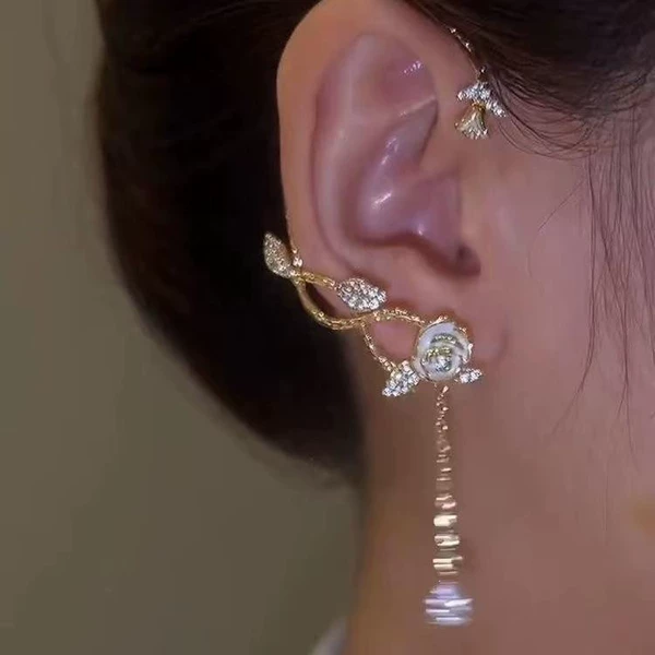 81# golden right ear