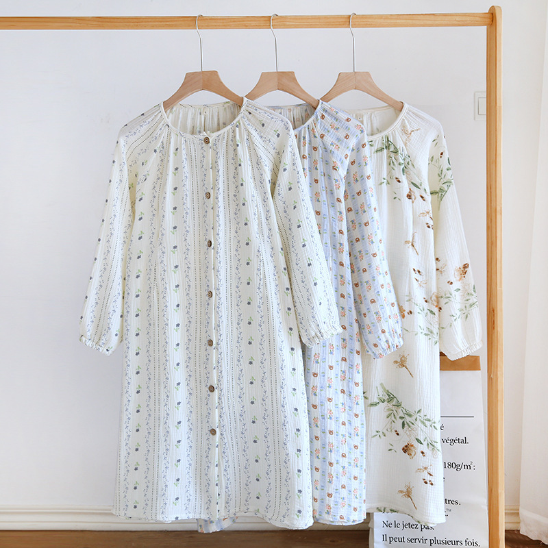 Pure Cotton crepe nursing nightdress Spring and Autumn long-sleeved maternity pajamas confinement clothes postpartum nursing into the delivery room maternity Pure Cotton crepe nursing nightdress Spring and Autumn long-sleeved maternity pajamas confinement clothes postpartum nursing into the delivery room maternity