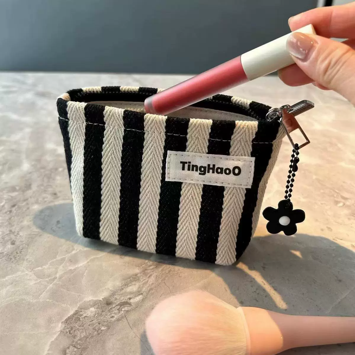 Оригинальная нишевые тканевые косметички маленькая полосатая помада сумка для хранения портативная маленькая квадратная сумка простой внутренний желчный мешок