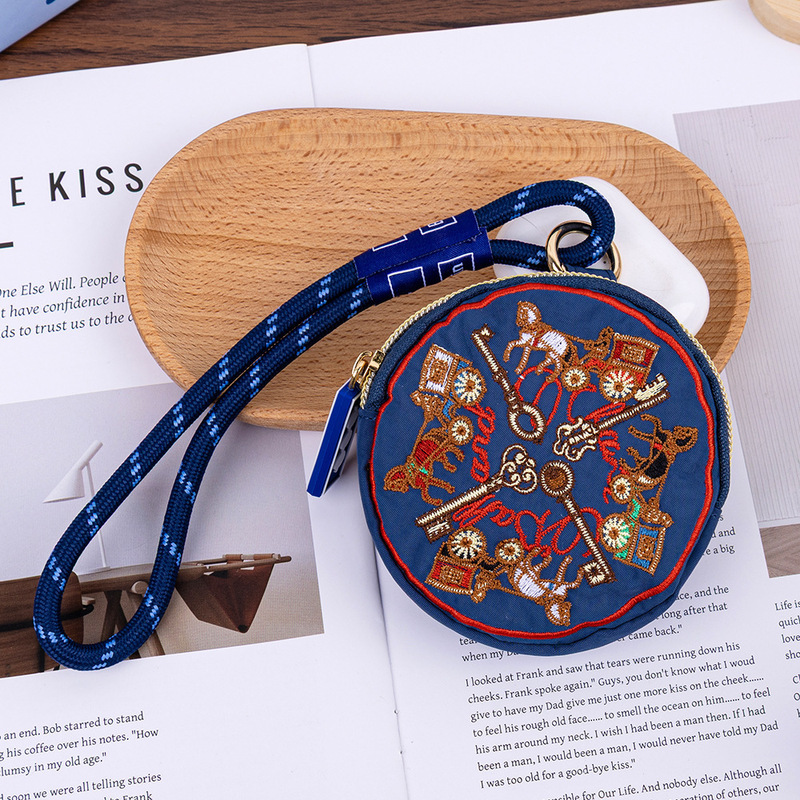 日本のかわいいコインキーホルダーバッグ女性の刺繍ナイロン多用途カジュアルデイリー収納キーヘッドフォンハンドバッグ|undefined