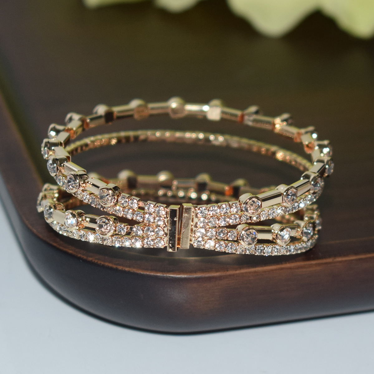 Braccialetto con catena a 5 file di tubi di rame esplosivi, con diamanti pieni e strass, da donna, con catena a griffe, gioielli_voghion.com