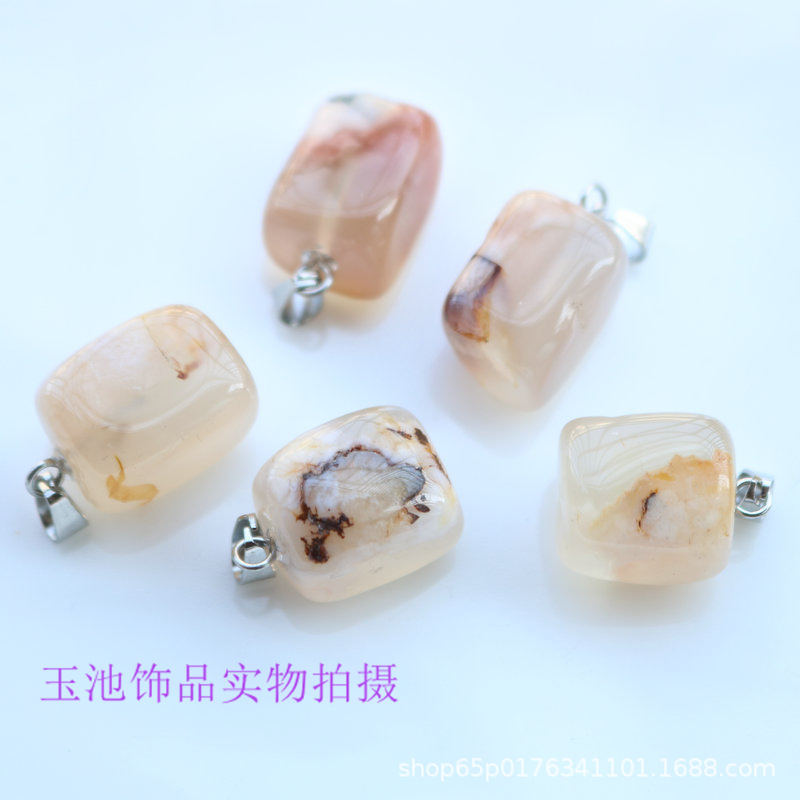 Colgante de cristal natural pequeño cuadrado rosa verde dongling ágata rojo colgante irregular pendientes collar accesorios diy