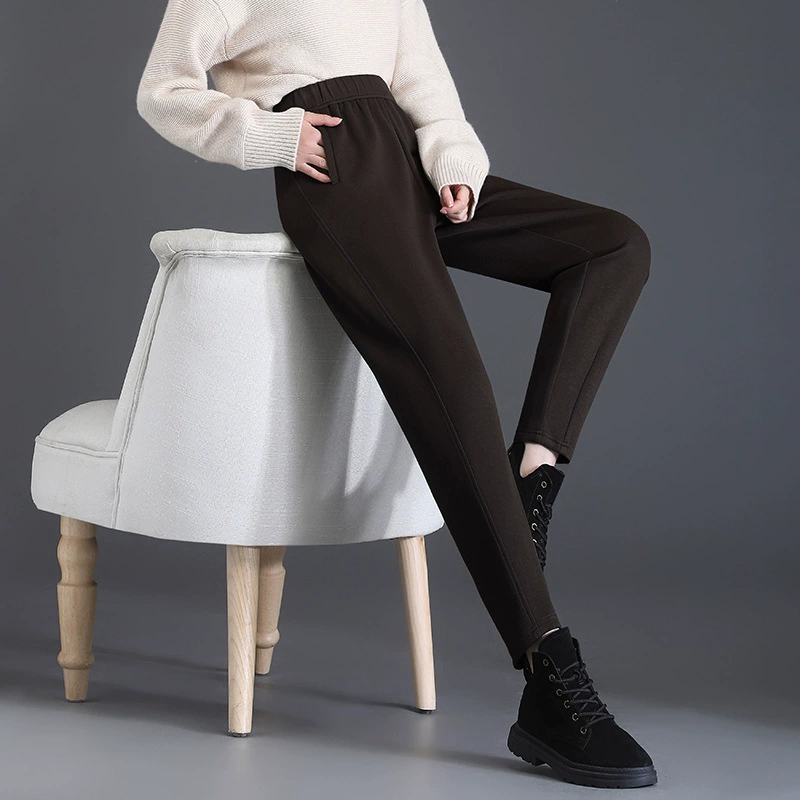Autumn warm coffee trousers for leisure, fitted, loose fit, high waist