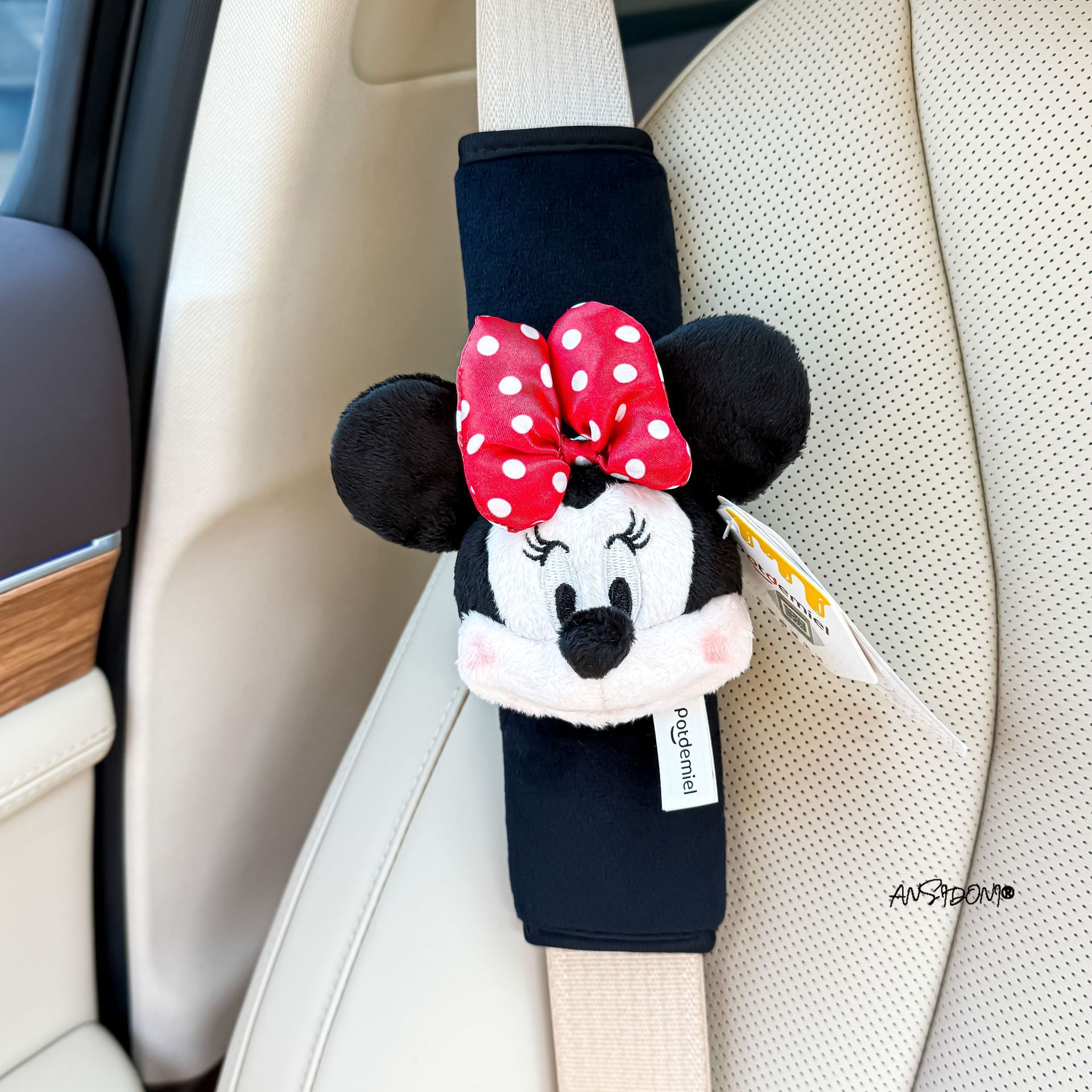 Car Seat Belt Shoulder Pads Creative Car-Mounted Cute Mickey and Minnie Gear Handle Cover Decorative Safety Belt Protective Cover for Women