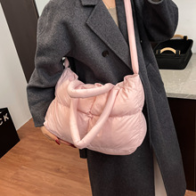 2025С���޷��|��������r�к��s���W�t�μ�Ҹ�°��ް��͹�Ů��