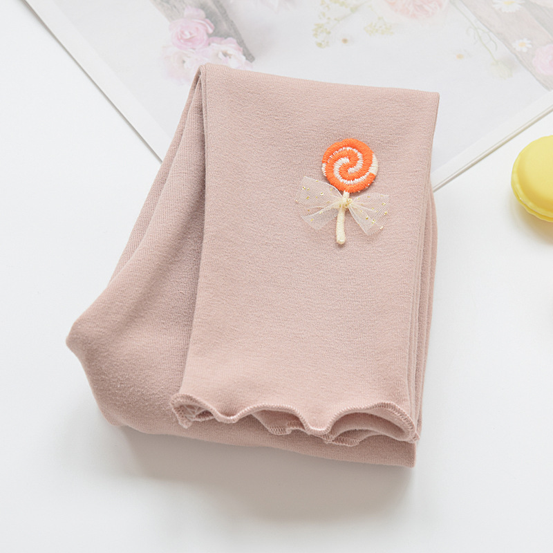 Polainas de las niñas Ropa de primavera y otoño Estilo occidental Algodón puro Bebé fino Ropa de otoño para niñas Pantalones largos para niños Ropa de otoño para niños