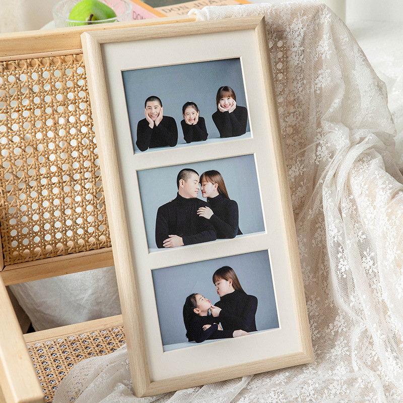 Wall photo frame