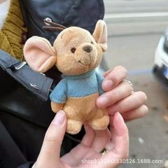 料理人の小豆公仔のネズミのぬいぐるみのペンダントのキーホルダーが可愛いです。