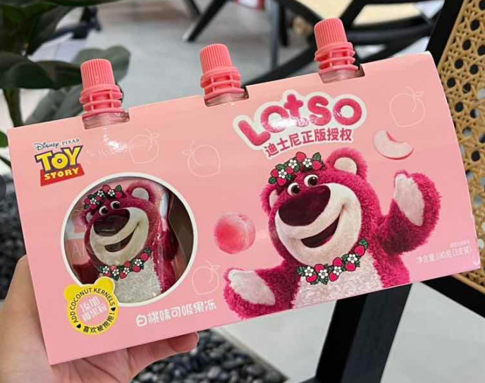 迪士/尼草莓熊吸吸果冻白桃味可吸果汁布丁儿童幼儿园分享小零食