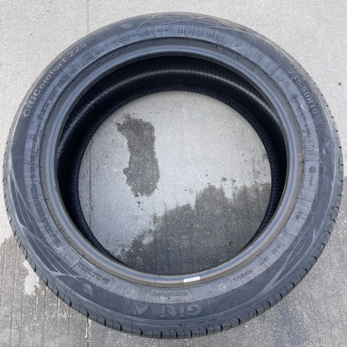 Giti Tire 235/50R19 225V1 Byd Song Pro/Plus Trumpchi Gs4 Lynk & Co 23550R19
