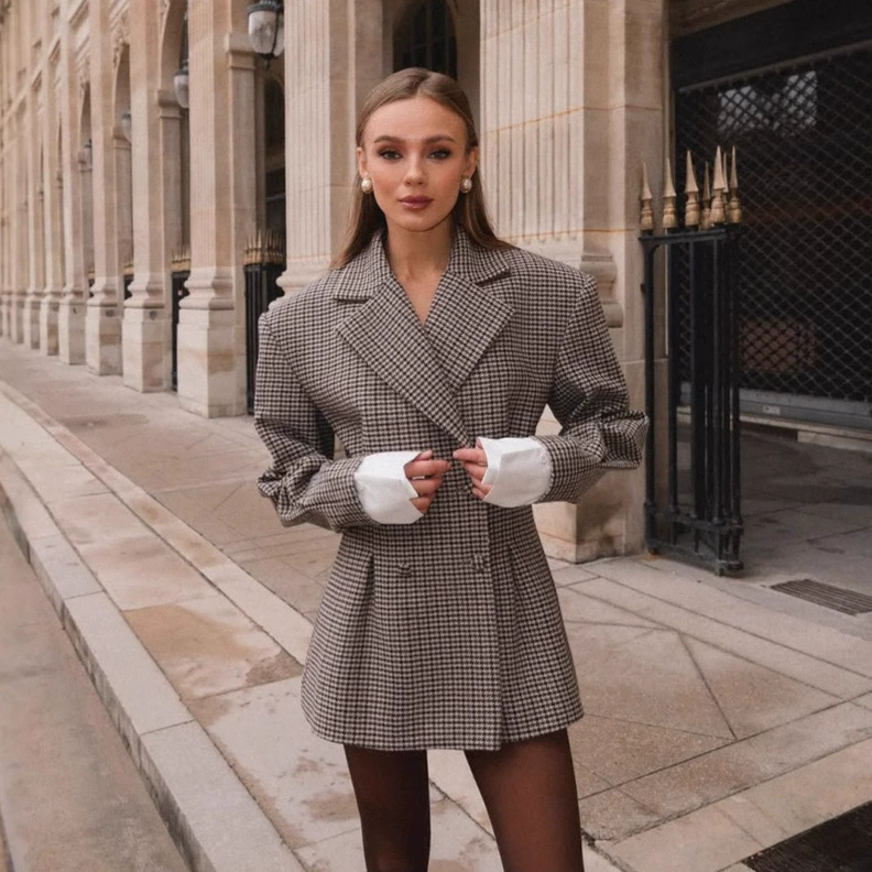 Европейский и американский трансграничный 2025 Женский костюм большого размера темперамент элегантный и модный уличный клетчатый пиджак