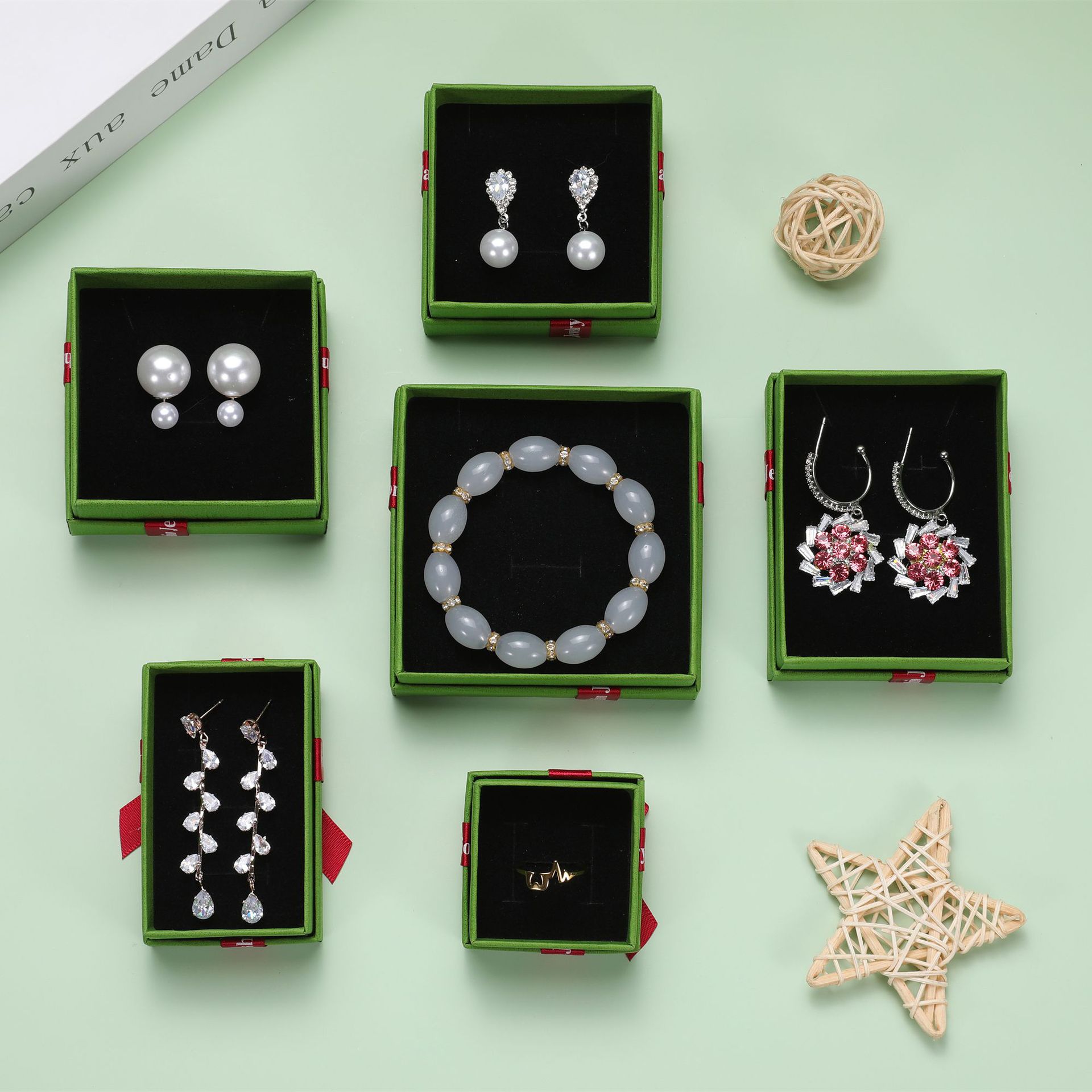 Fashion Bow Knot Paper Jewelry Boxes display picture 4