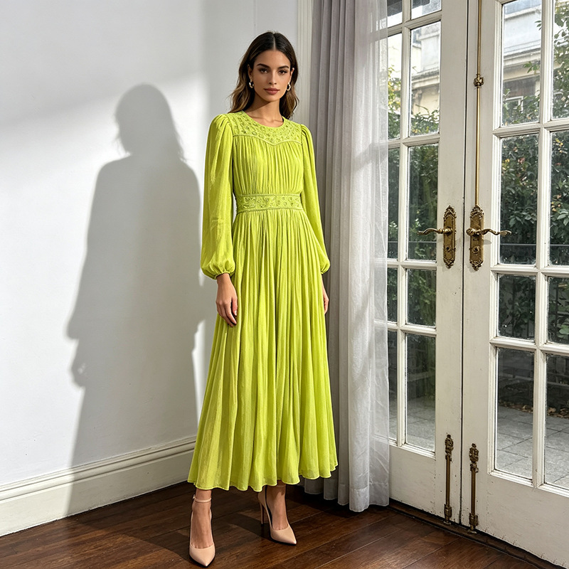 Casual pastoral-style dress for women, 2026 autumn new collection, straight-cut, round neckline, embroidered, high-waisted, pleated, long, suitable for evening events Casual pastoral-style dress for women, 2026 autumn new collection, straight-cut, round neckline, embroidered, high-waisted, pleated, long, suitable for evening events