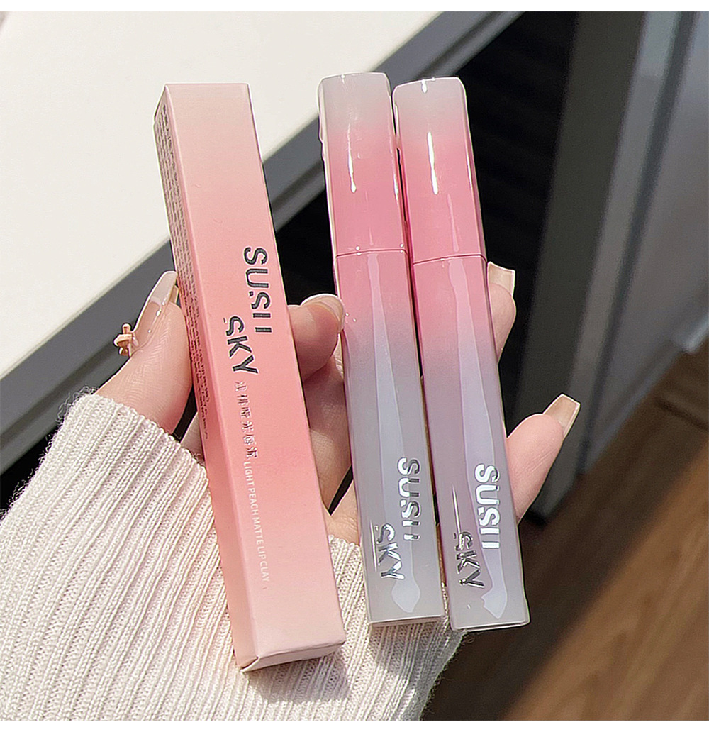 SUSU SKY Light Peach matte lip mud, lip glaze and velvet lift the complexion, smooth and not dry, making the skin look fairer. Affordable for cross-border students undefined