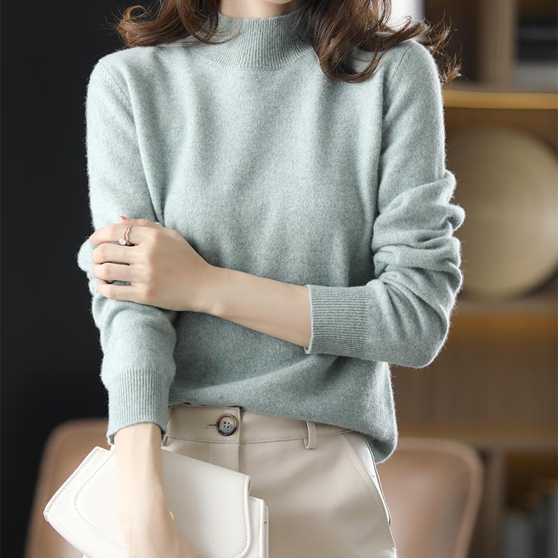 Nuevo medio suéter de cuello alto para mujer Otoño e Invierno suéter corto de color sólido suéter suelto engrosado camisa de fondo entrega de una pieza image 5