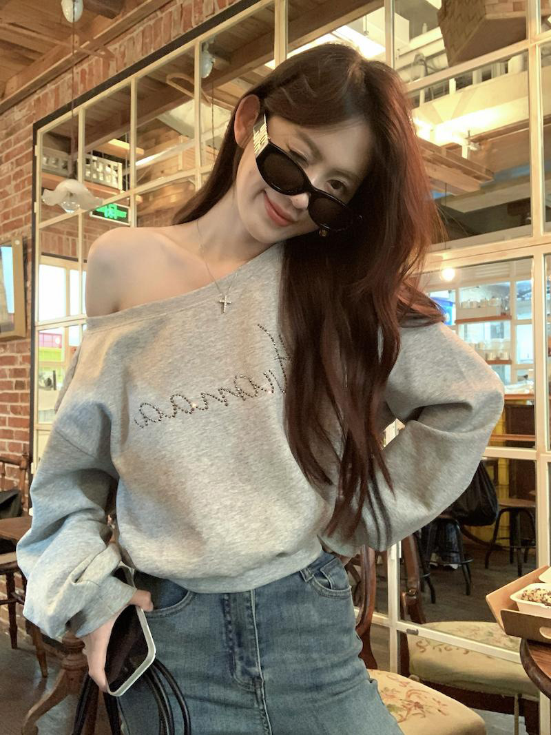 회색