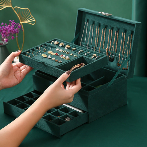 Large Capacity Three-Layer Soft Cloth Vintage Jewelry Box for Necklaces, Bracelets, Rings, Multi-Functional Jewelry Accessories Box