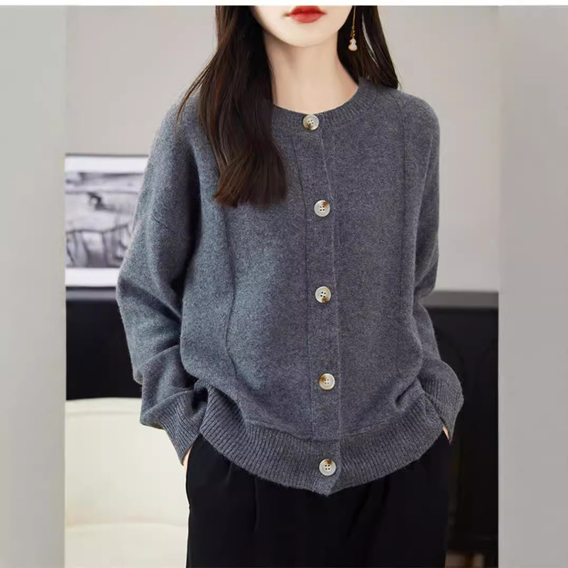 2026 Autumn and Winter New Korean Style Round Neck Design Single-Breasted Knitted Cardigan Women's Pure Color Casual Sweater Jacket 2026 Autumn and Winter New Korean Style Round Neck Design Single-Breasted Knitted Cardigan Women's Pure Color Casual Sweater Jacket