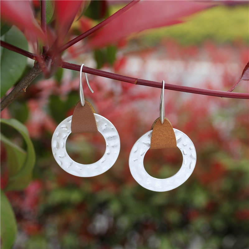 fashion simple concaveconvex round tag leather earringspicture7
