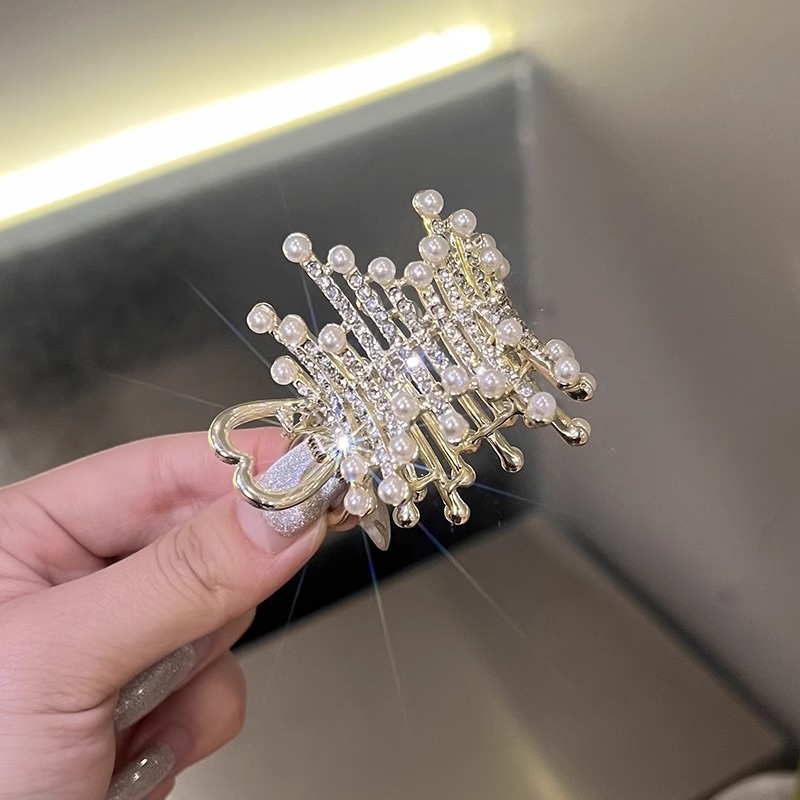Clip de agarre de cola de caballo alta fijación artefacto de diamante de agua pequeño cráneo trasero clip de pescado de cabello de cabello de cabello de cabello de mujer