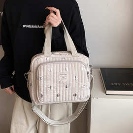 跨境防泼水妈咪包韩版ins简约烫银高级感背奶包大容量单肩母婴包