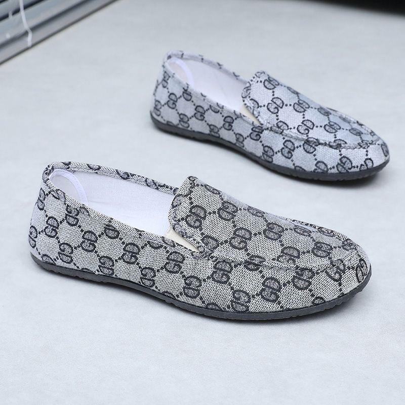 Zapatos Bean para hombres primavera y verano de moda, zapatos de tela casuales transpirables, zapatos de lona de moda coreana para hombres.