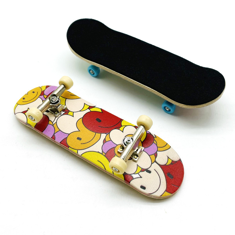 Thumb Skateboard Fingertip Skateboard Professional Bearing Wheel Children's Toy Wooden Palm Skateboard Men's Gift Educational Toys