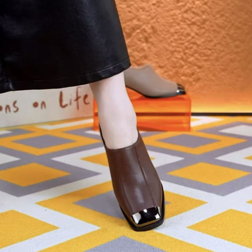 Square-headed and thick-heeled single-layer shoes for women in spring and autumn new popular women's all-matching high-heeled soft leather deep-cut leather shoes