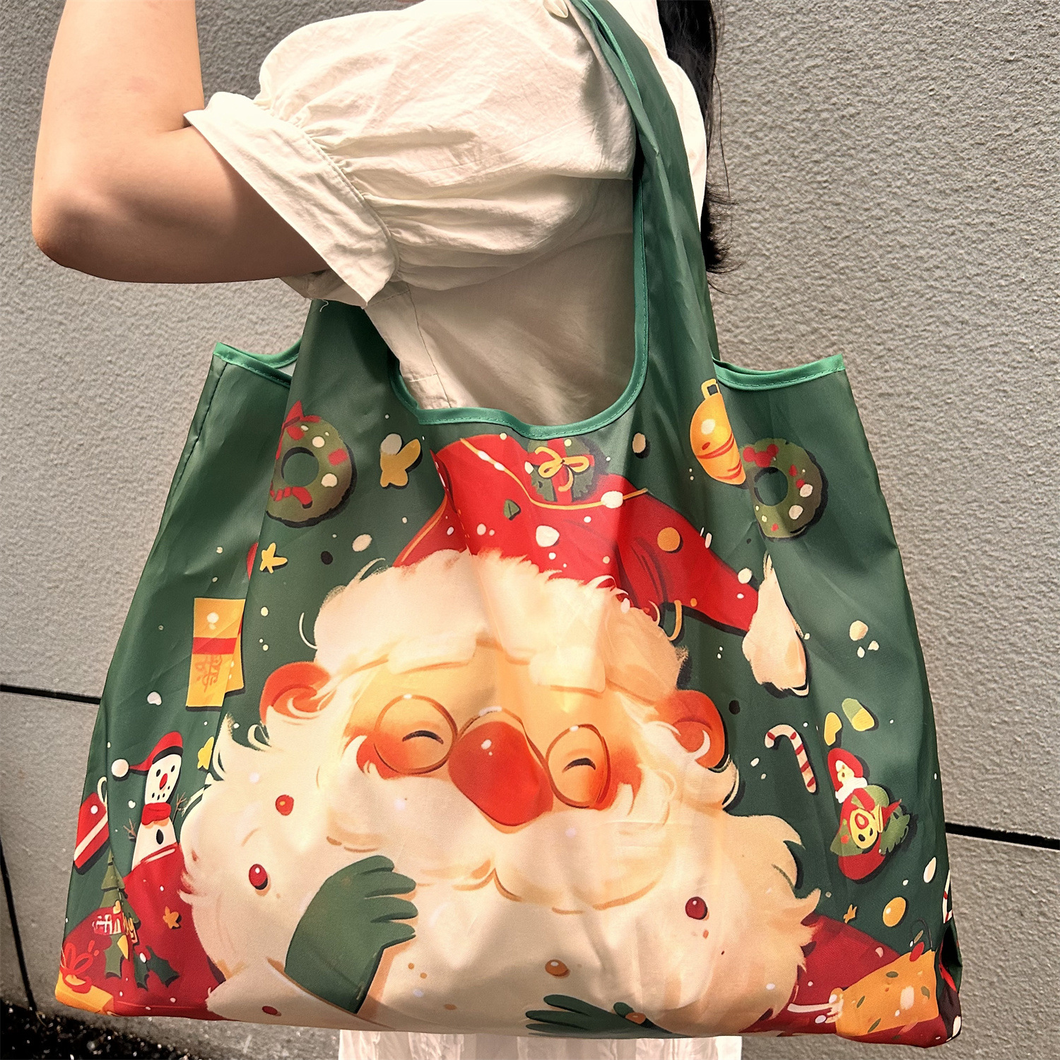 Green Santa 2